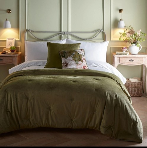 Quilted bedspread austell soft - quilted,