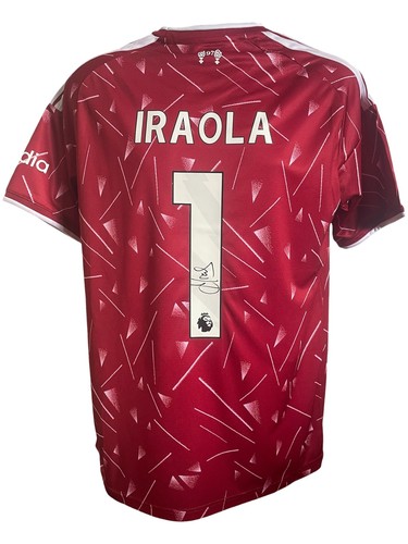Andoni iraola signed liverpool - iraola,