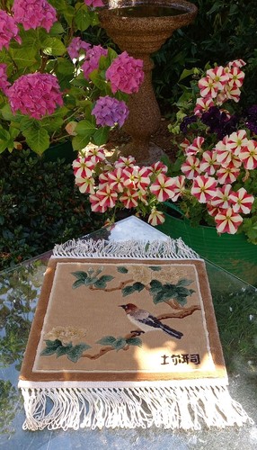 Small vintage chinese hand - small,