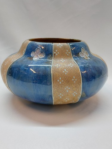 Royal doulton vase - royal, no.3055