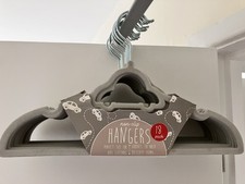 Beriwinkie Children’s Car Non Slip Velvet Hangers- Pack of 18