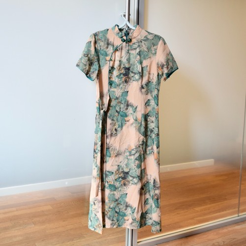 Khaki green flora qipao line - green,