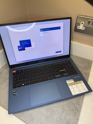 Asus vivobook s15 - s15, oled