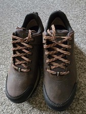 Ariat Waterproof Shoes Size 7