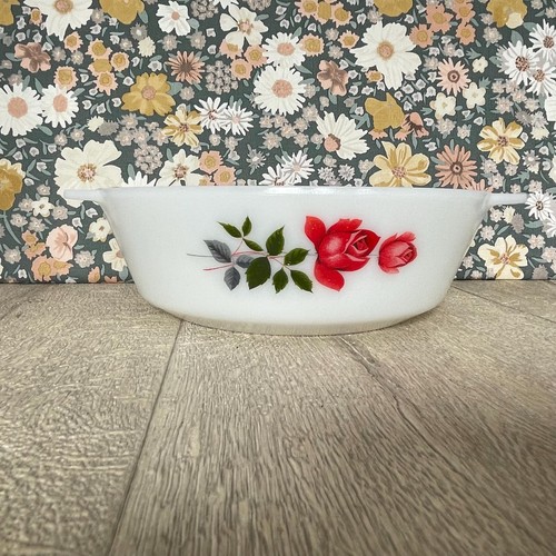 Pyrex june rose casserole - aj,