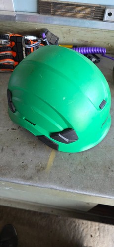Vertex petzl climbing helmet - vertex,
