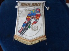MILK RACE 1980 CYCLING LARGE SILK SCREEN BANNER/PENNANT