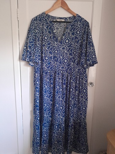 Woolovers size very pretty - 14,
