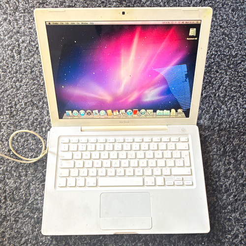 Apple macbook a1181 white - macbook,