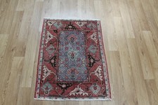OLD HANDMADE PERSIAN WOOL RUG OF TRADITIONAL FLORAL DESIGN 82 X 62 CM  