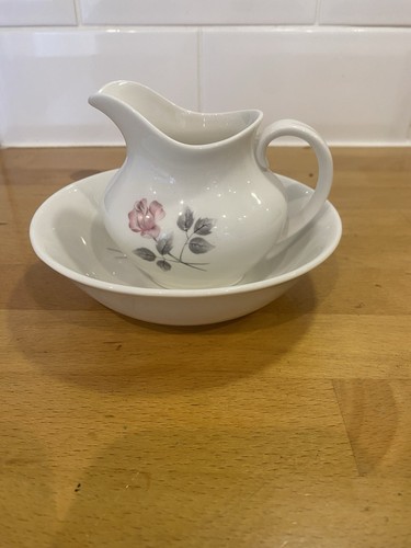 Vintage royal doulton - royal,