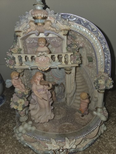 Musical animated angel - musical,