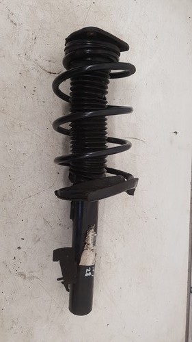 Volvo c30 right front strut - front,