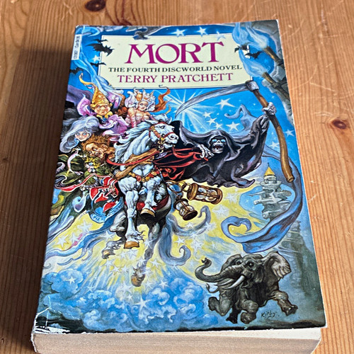 Terry pratchett mort discworld - pratchett,