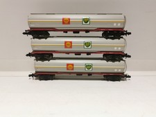 Graham Farish N Gauge 373-550A 3 x 100 Ton Bogie Fuel Tank Wagons SHELL/BP