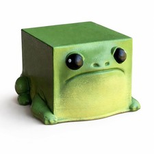 Roomly Cute Frog Figurine