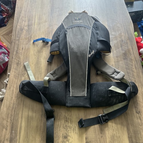 Little life baby carrier cross - little,