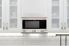 R1214TY Sharp 1.5-cu ft 1100