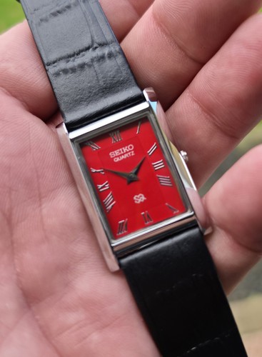 New seiko tank slim quartz - new,