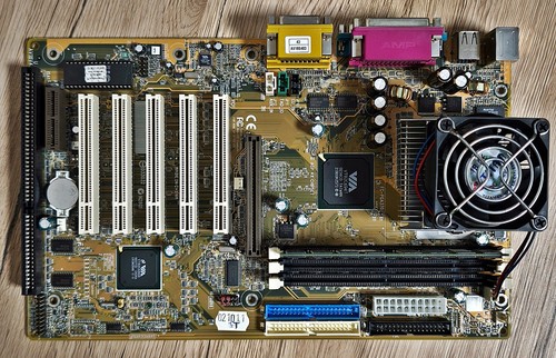 Shuttle av18 socket 370 - shuttle,