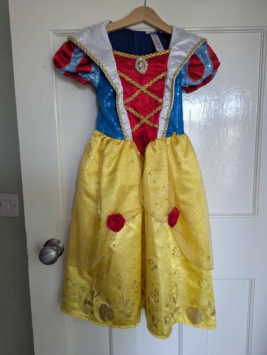 Disney snow white - disney, dressing