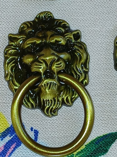 Lions head drawer handle - ,