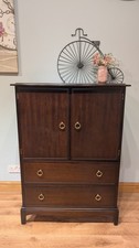 Stag Minstrel Linen Cupboard