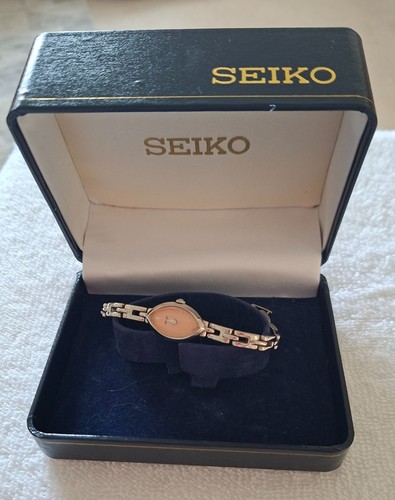 Ladies seiko silver bracelet