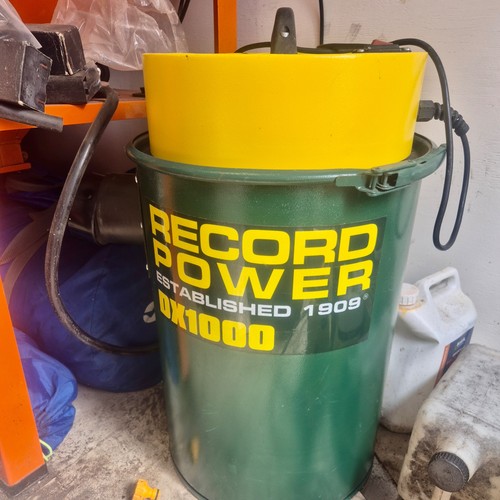 Record dust extraction - record,
