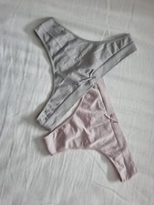 Grey & Pink Thongs - Size 6-8
