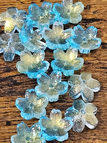Glass petal beads 2 tone - 15,