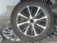 GENUINE TOYOTA YARIS  HYBIRD