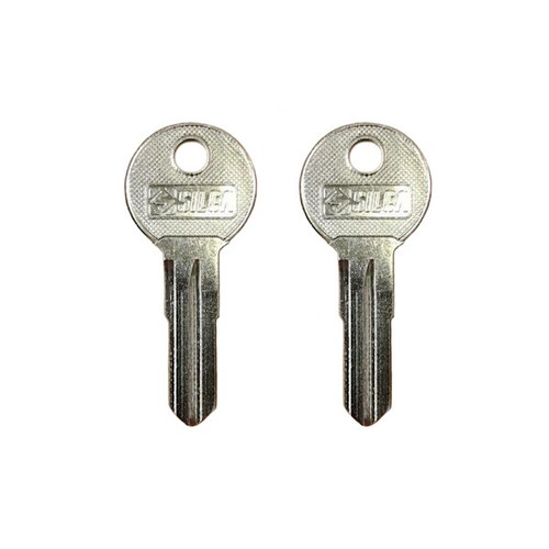 Halfords roof box key - roof,