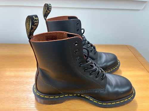 Martens 1460 boots 6 5 - dr, 6.5