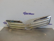 Toyota Avensis Radiator Grill