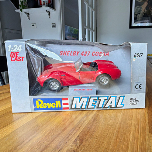Revell metal shelby - revell,