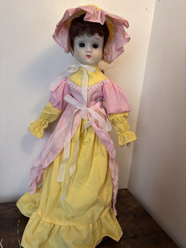 Porcelain doll vintage - vintage., scary