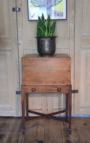 Oak side table with drawer - side,