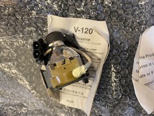 Plus Projector Lamp V-1100z - Original Lamp with Module