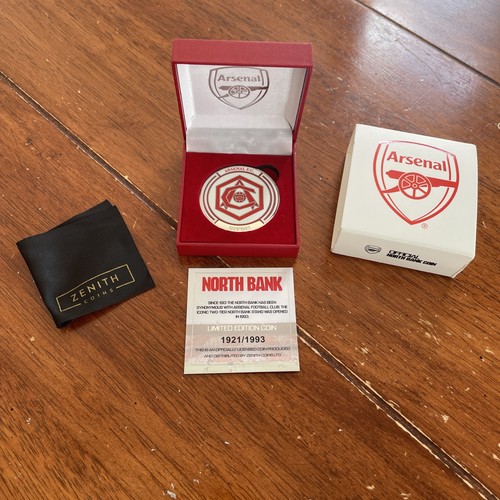 Arsenal official north - arsenal, bank