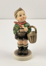 Vintage M.I. Hummel #51 3/0