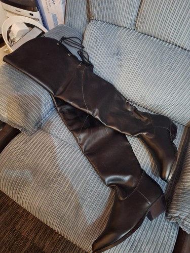 Pleasure black leather thigh - pleasure,