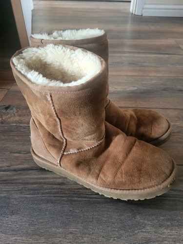 Genuine ugg australia - genuine,
