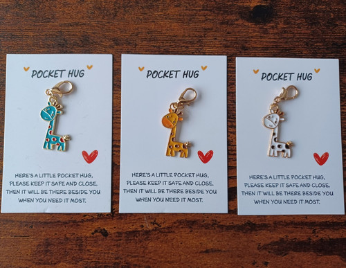 Pocket hug giraffe - hug,