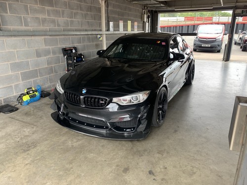 Motorsport race weekend - race,