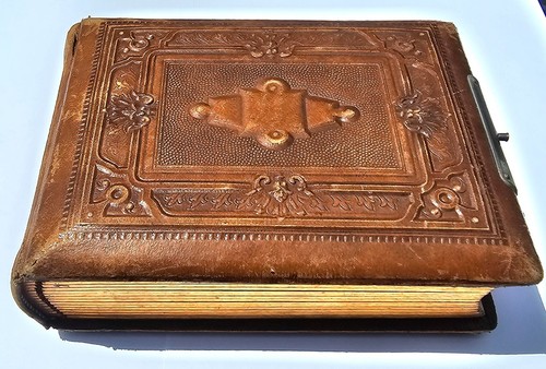 Old album mostly london - of,