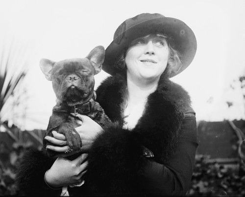 Woman with french - with, bulldog