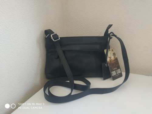 Bnwt rowallan black leather - rowallan,