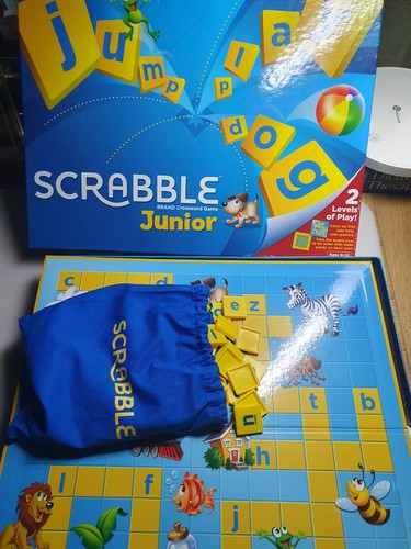 Mattel games scrabble junior - mattel,