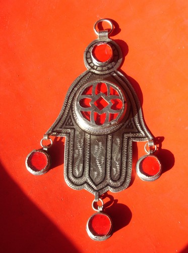 Moroccan tuareg style red - style,